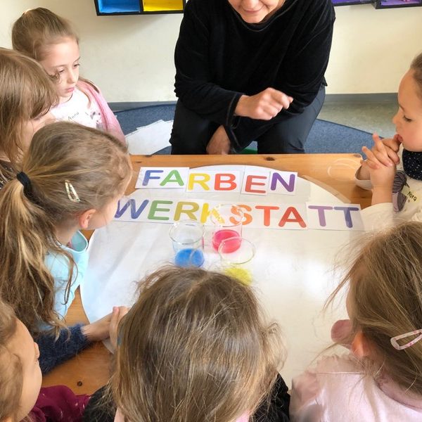 Die Klasse 1a an der Luitpoldschule bei MINTphilmal