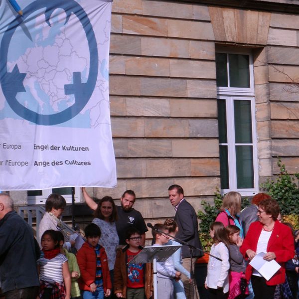 Gruppenfoto bei dem Projekt "Engel der Kulturen"